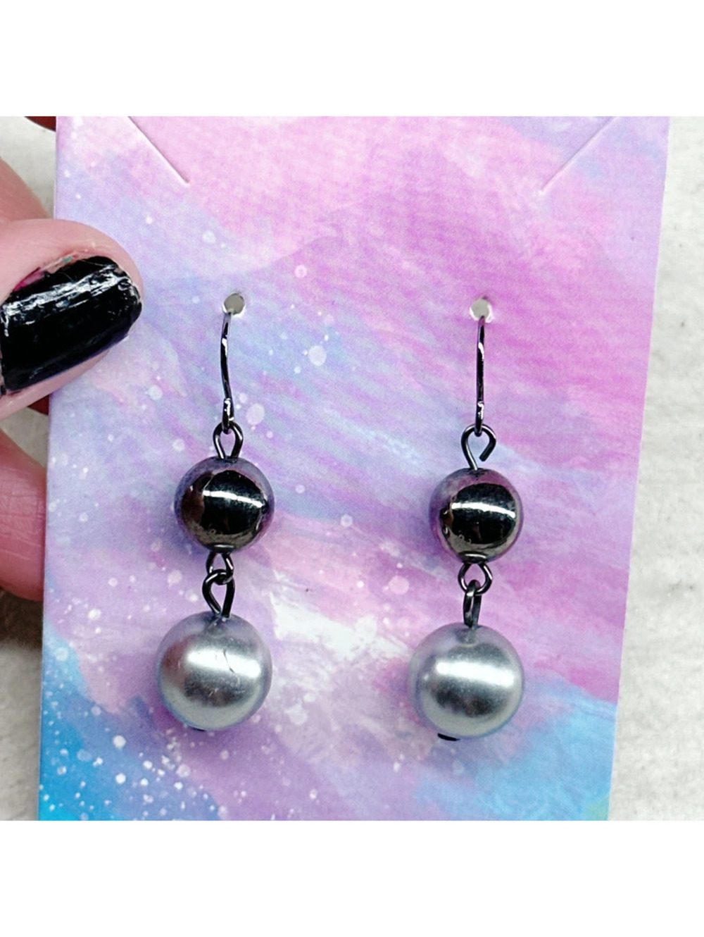 322u. Faux Pearl Gray Earrings